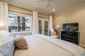 6 Schlafzimmer, Bügeleisen/Bügelbrett, kostenloses WLAN, Bettwäsche