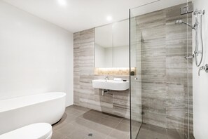 Bathtub, soap