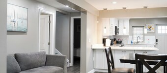 House with 12 Beds with Large Deck near Capital View & Downtown Nashville