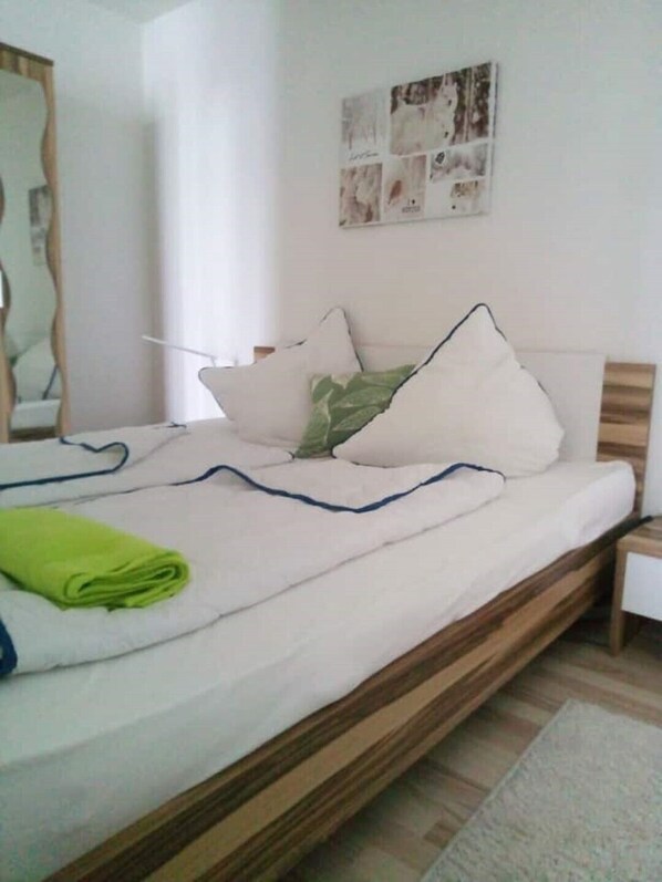 2 Schlafzimmer, WLAN