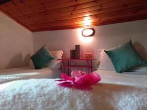 Apartment | 2 bedrooms, Internet - Rosehip apt With Shared Pool (Castiglione del Lago)