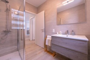 Apartment | 1 bedroom, Internet