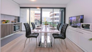 Ảnh chưa phân loại, 5 trong số 29 ảnh, nút