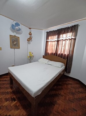 Habitación estándar doble | Wifi gratis y ropa de cama