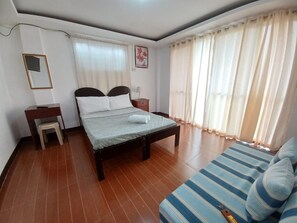 Habitación doble estándar | Wifi gratis y ropa de cama