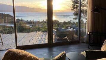 1 bedroom, premium bedding, down duvets, pillow-top beds