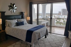 4 chambres, bureau, fer et planche à repasser, Wi-Fi gratuit