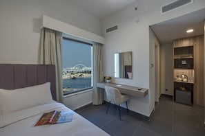 Superior Waterfront Family | Minibar, laptop workspace, soundproofing, iron/ironing board - Wescott Hotel (Dubai)