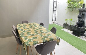 Superior House | Living area - House Of Briel (Depok)