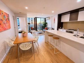 Premium Apartment | In-room dining