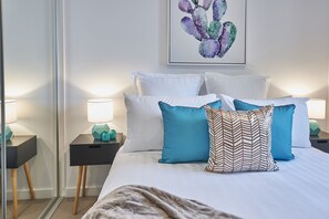 3 chambres, décoration personnalisée, ameublement personnalisé, bureau