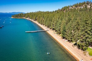 Beach nearby - Modern Condo | Private Beach & Decks | Sleeps 8 (Zephyr Cove)