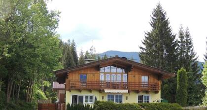 3-Bedroom Apartment in Altenmarkt