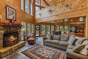 Casa, letti multipli (Mountain Music #339) | Area soggiorno