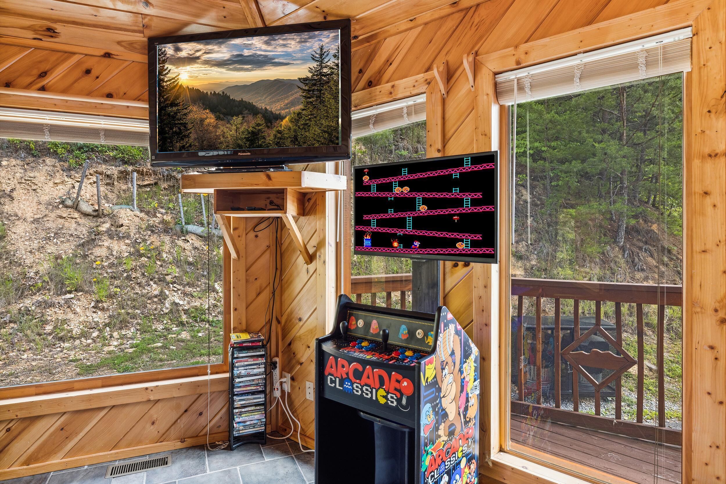 House, Multiple Beds (Mountain Music #339) | Interior