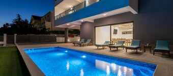 Luxury Villa La Nonna Ana - Entertainment,fitness,pool,sea View