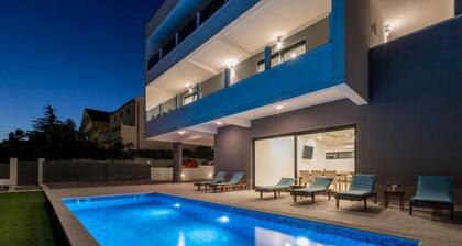 Luxury Villa La Nonna Ana - Entertainment,fitness,pool,sea View