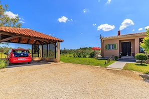 House - Family Friendly House Kacana (Vodnjan)