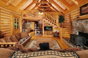 Living area - Park Paradise #254 (Sevierville)