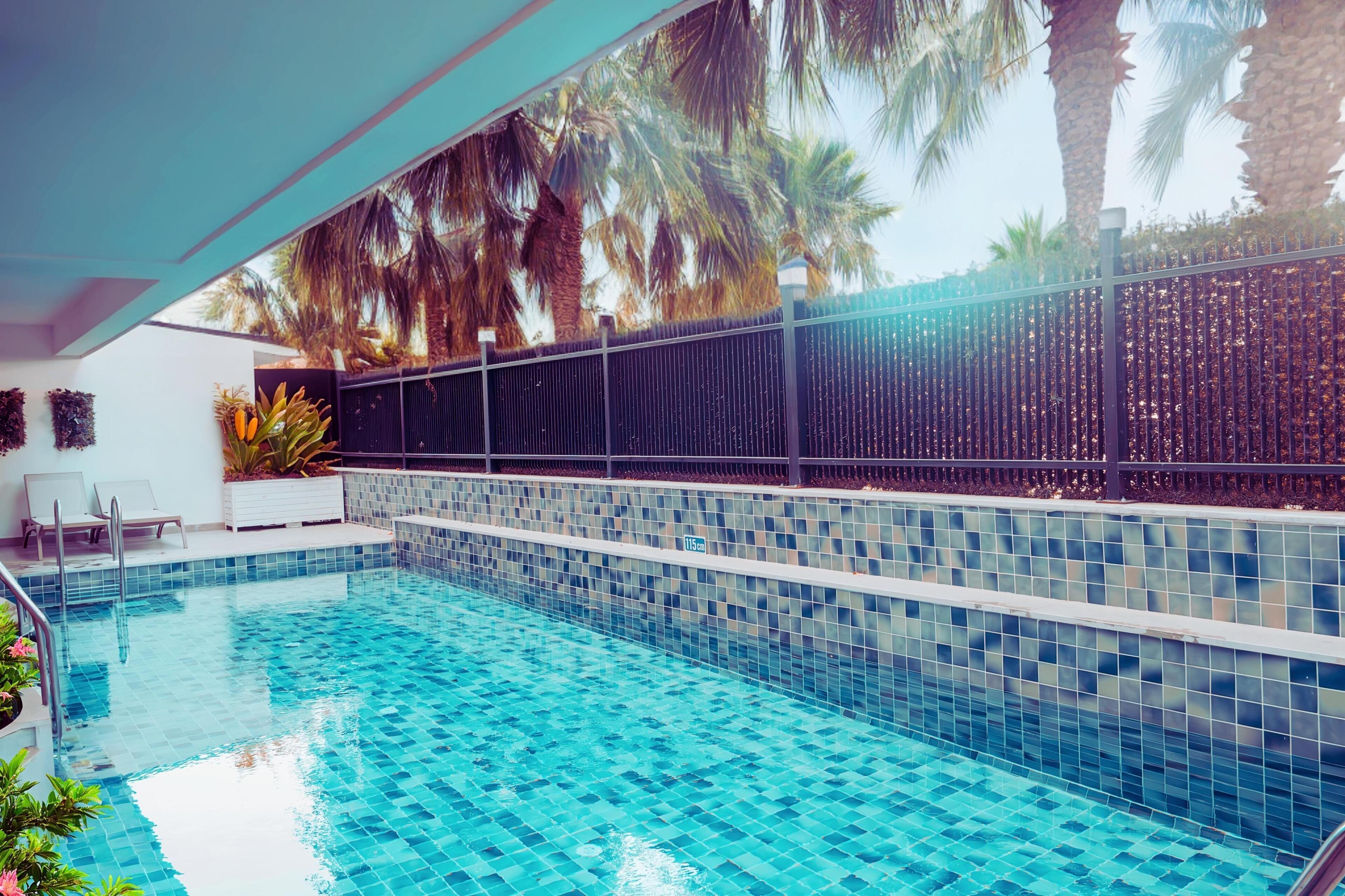 Piscine extérieure (ouverte en saison)