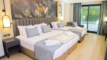 Premium bedding, free minibar, soundproofing, iron/ironing board