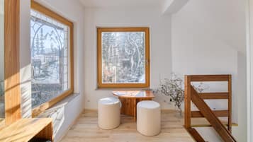 2 bedrooms, Internet