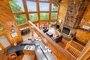 House, Multiple Beds (Big Sky Lodge #438) | Private kitchen - Big Sky Lodge #438 (Sevierville)