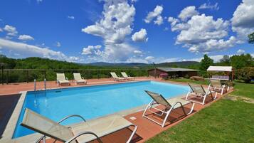 House | 7 bedrooms, Internet