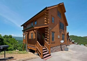 Exterior - Heaven's View #2841 (Sevierville)