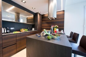 Apartment, Accessible | 3 bedrooms, Internet - Rebecca Garden in Lugano (Lugano)