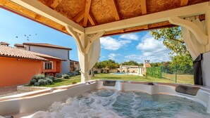 House | 2 bedrooms, Internet - Pool Spa House Betiga 2 (Vodnjan)
