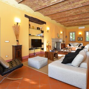 Villa | 6 Schlafzimmer, Internetzugang