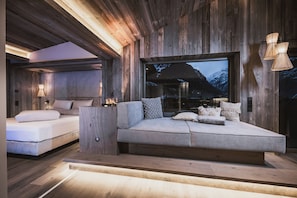 Panoramic Suite | Premium bedding, minibar, individually decorated, individually furnished - Margarethenstein Boutique Hotel (Kaprun)