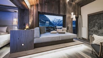 Panoramic-Suite | Hochwertige Bettwaren, Minibar, individuell dekoriert