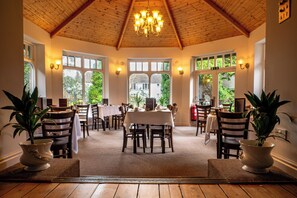 Free daily cooked-to-order breakfast - Rothay Garth (Ambleside)