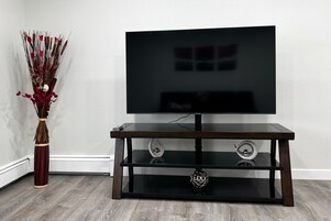 Apartment 1 | Living area | Smart TV