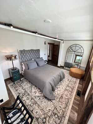 4 bedrooms, free WiFi, bed sheets