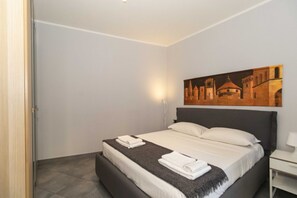 1 quarto, ferros/tábuas de passar roupa, Wi-Fi, roupa de cama