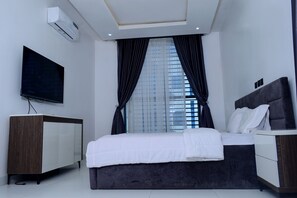 6 bedrooms, free WiFi