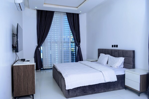 5 habitaciones y wifi gratis