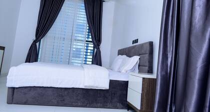 Cozy 5-Bedroom Terrace with garden view in Abuja