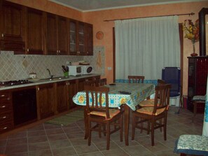 Apartment | Esszimmer