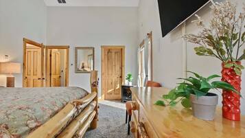 5 Schlafzimmer, Bügeleisen/Bügelbrett, WLAN, Bettwäsche