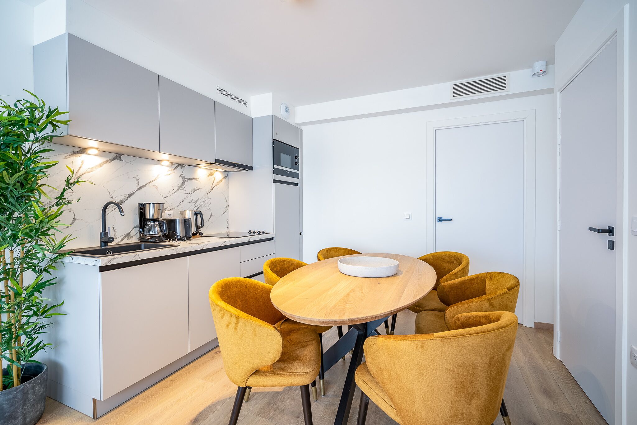 Comfort Apartment | Private kitchen | Electric kettle