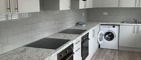 Estudio estándar | Cocina privada | Frigorífico y hervidor eléctrico
