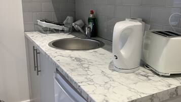 Standard Studio | Private kitchen | Fridge, electric kettle