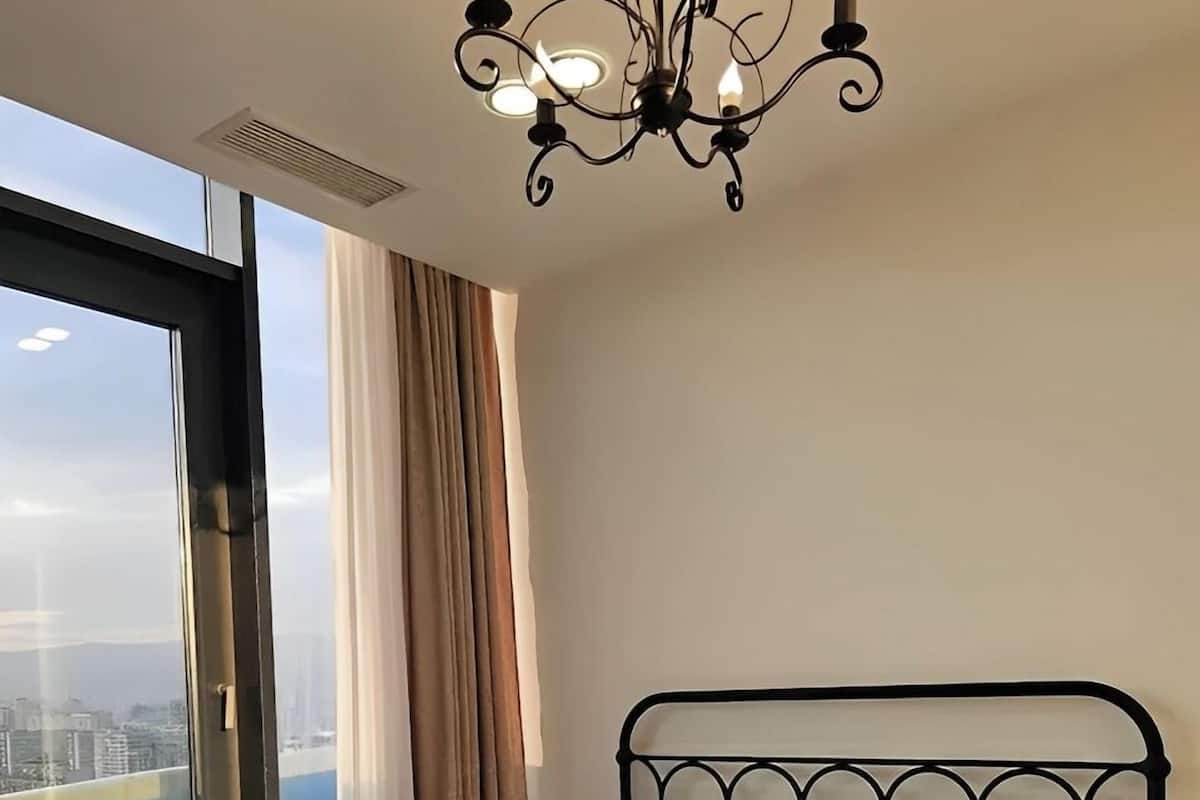 1 bedroom, iron/ironing board, WiFi (free)