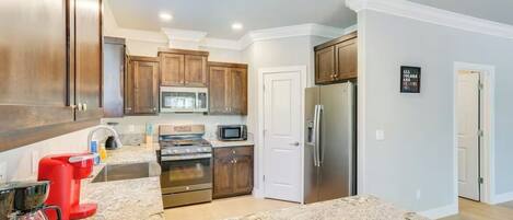 Microwave, oven, stovetop, dishwasher