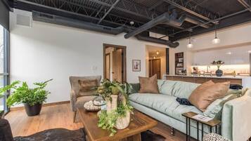 TV, aparelho de som, escritórios