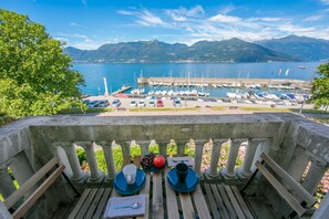 2 bedrooms, Internet - Residenza Oleandro Lake View Luino Center (Luino)
